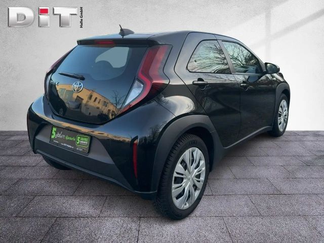 Toyota Aygo 1.0 VVT-i Business Hatchback