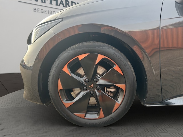 Cupra Born Born Pilot M - Top View - 19 Zoll - ACC