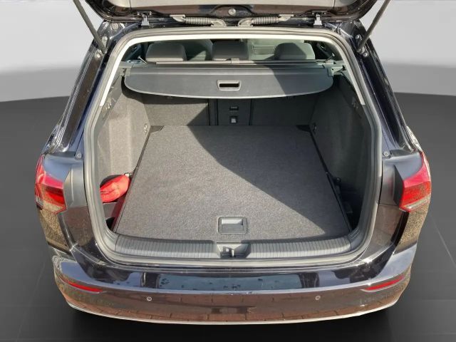 Volkswagen Golf 2.0 TDI DSG Style Variant