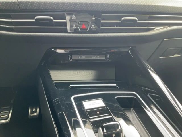 Volkswagen Golf 2.0 TSI 4Motion Golf VIII