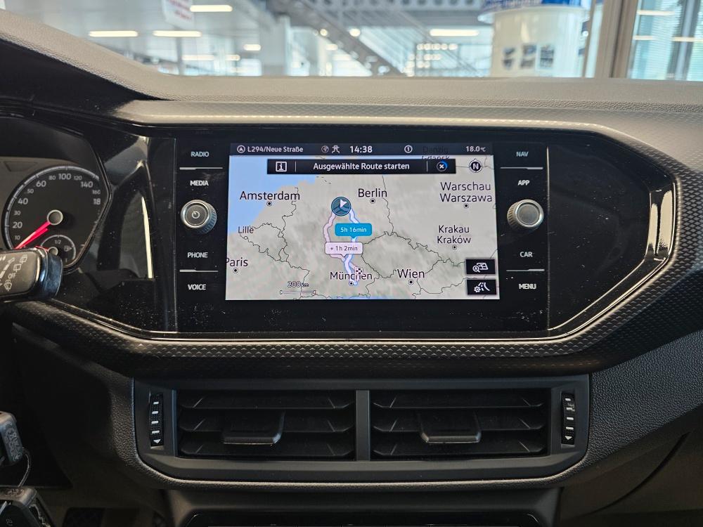 Volkswagen T-Cross Life