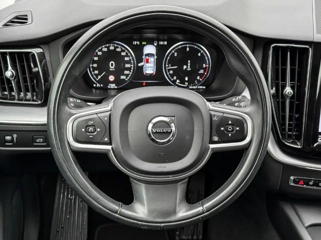 Volvo XC60 AWD Momentum