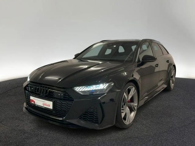 Audi RS6 tiptr. STDHZG MATRIX 360°K NAVI B&O