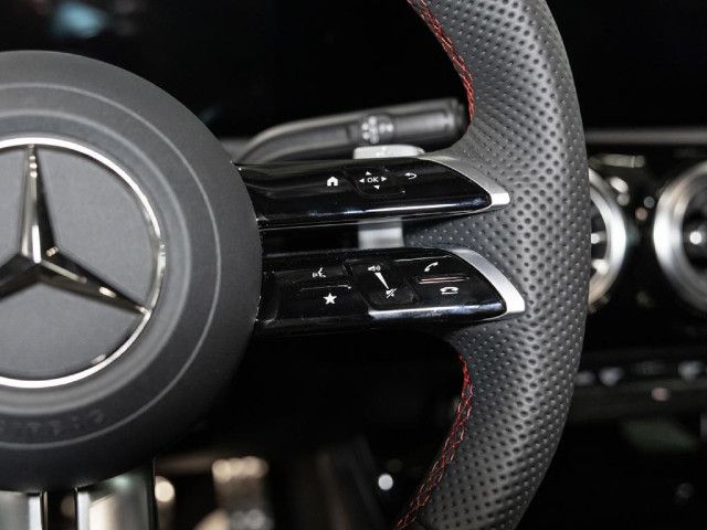 Mercedes-Benz A 200 A 200 d