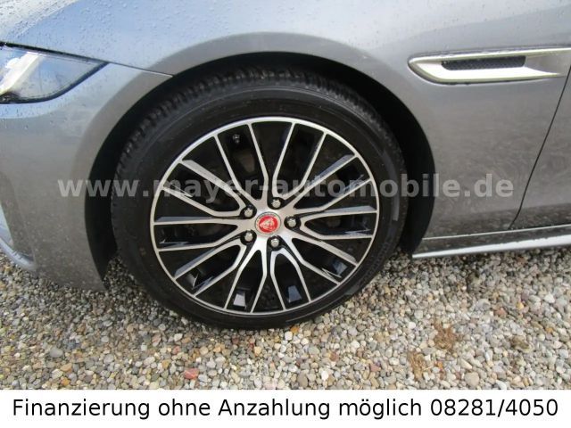 Jaguar XE R-Dynamic S