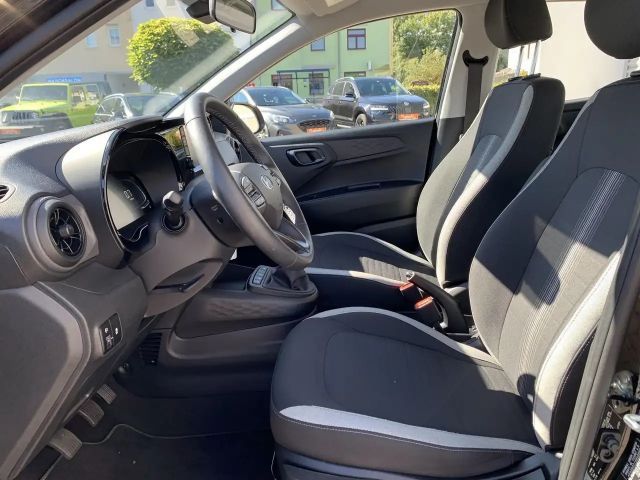 Hyundai i10 1.0T-GDI Virtual+Winterpaket+Kamera+CarPlay