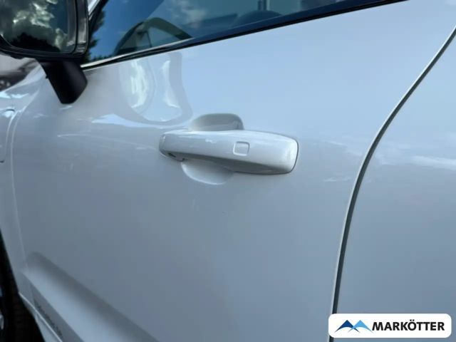 Volvo XC60 AWD Plus T8