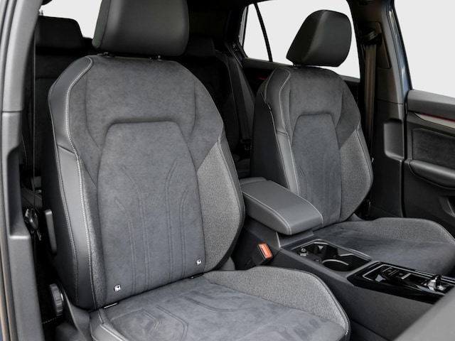 Volkswagen Golf 1.5 eTSI DSG Golf VIII