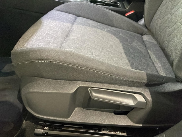 Volkswagen Golf 1.5 eTSI Golf VIII