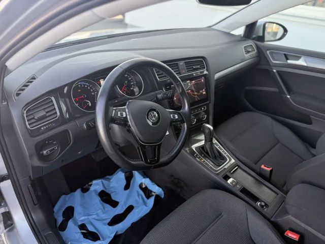 Volkswagen Golf e-Golf