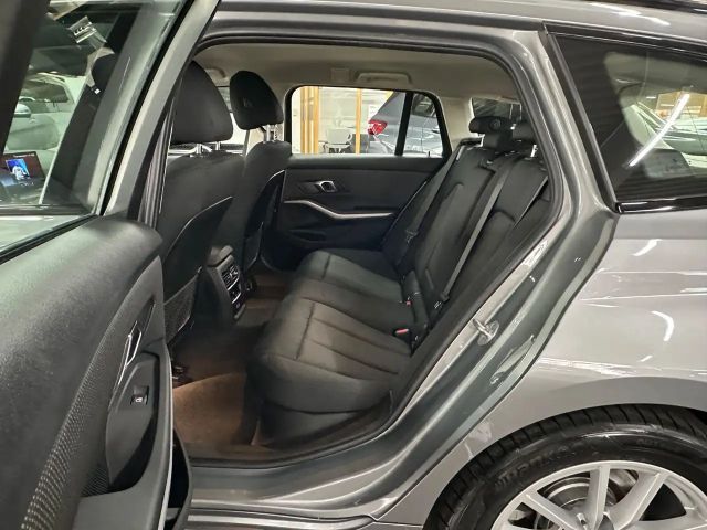 BMW 318 318d Touring