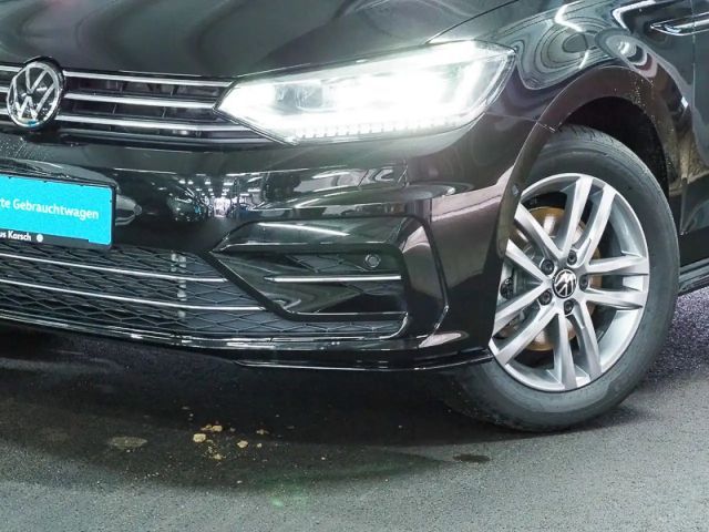 Volkswagen Touran 1.5 TSI DSG IQ.Drive R-Line