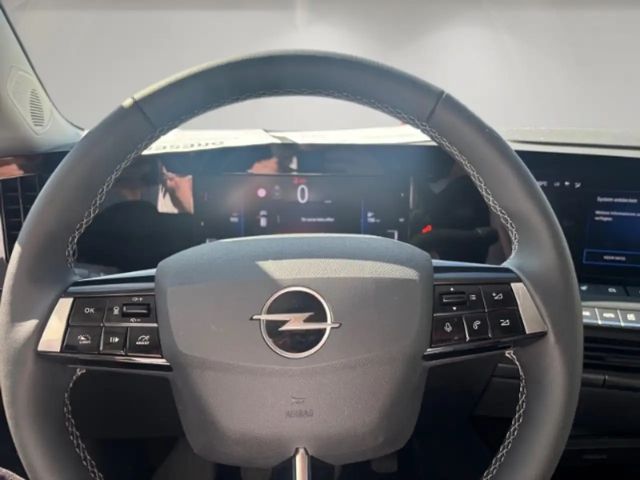 Opel Astra 1.2 Turbo Enjoy Turbo