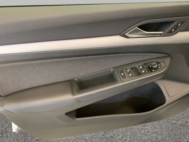 Volkswagen Golf 1.5 eTSI DSG Golf VIII Life