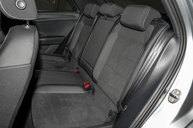 Volkswagen T-Roc 1.5 TSI DSG R-Line