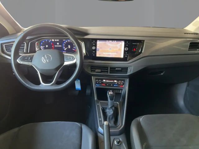 Volkswagen Polo 1.0 TSI DSG Style