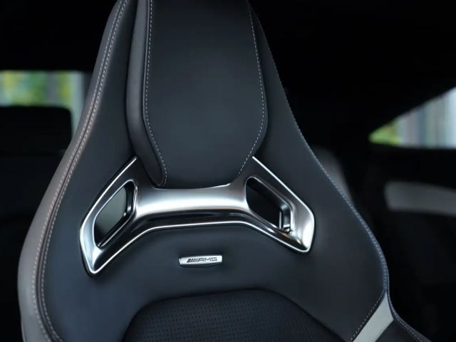 Mercedes-Benz C 63 AMG AMG Line Coupé