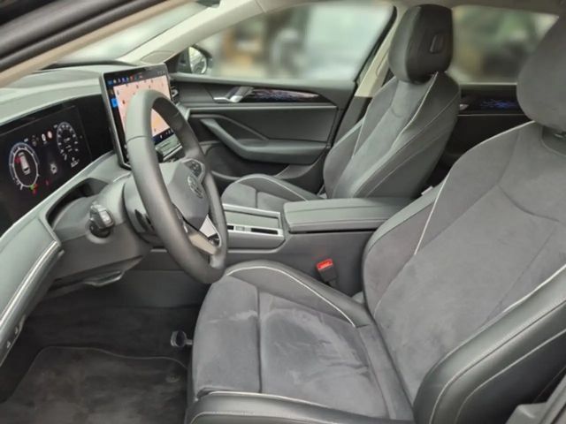 Volkswagen Passat 1.5 eTSI DSG Variant