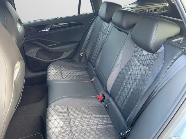 Volkswagen Passat 2.0 TDI DSG R-Line