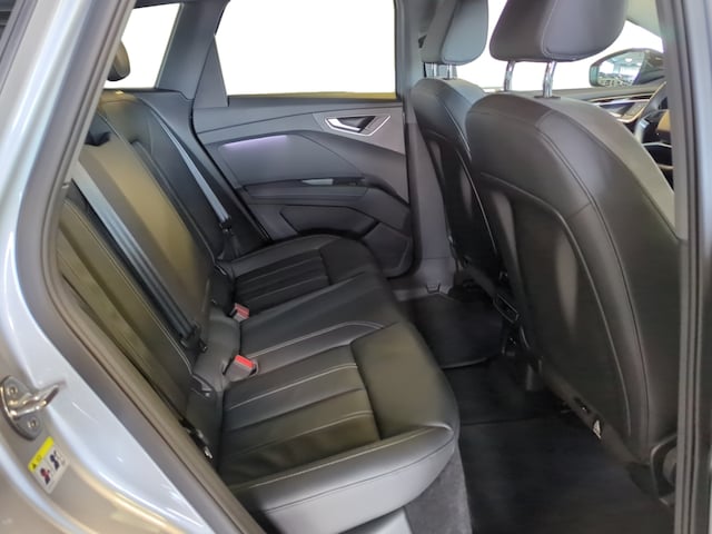 Audi Q4 e-tron SUV 45 e-tron Audi Q4 e-tron