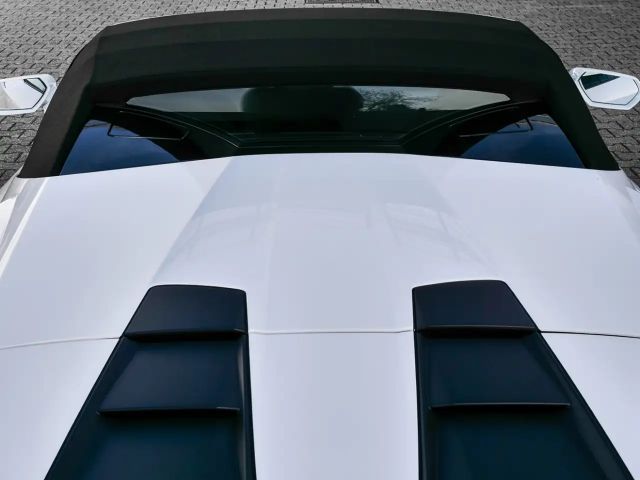 Lamborghini Huracan EVO RWD Spyder