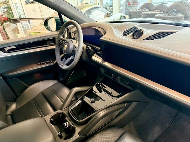 Porsche Cayenne E-Hybrid Turbo