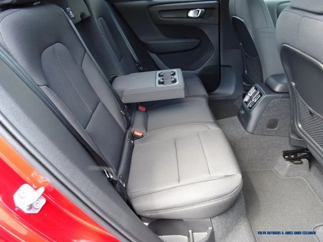 Volvo XC40 R-Design Recharge T5