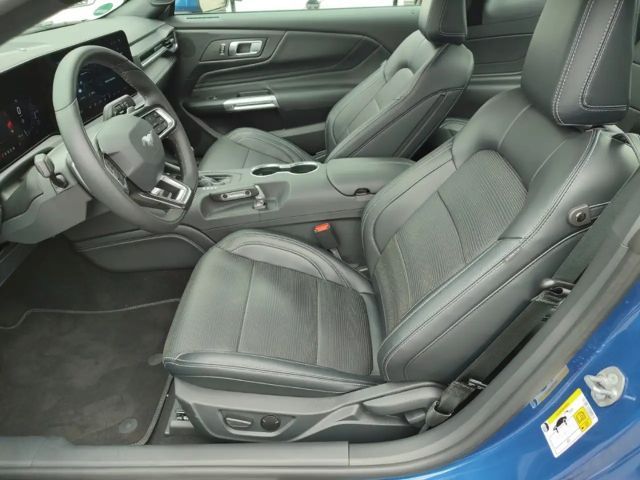 Ford Mustang Fastback GT 5.0 V8