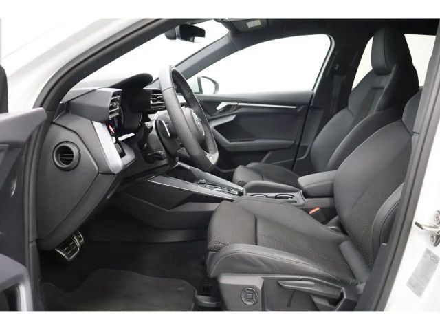 Audi A3 35 TFSI S-Line Sedan Sportback