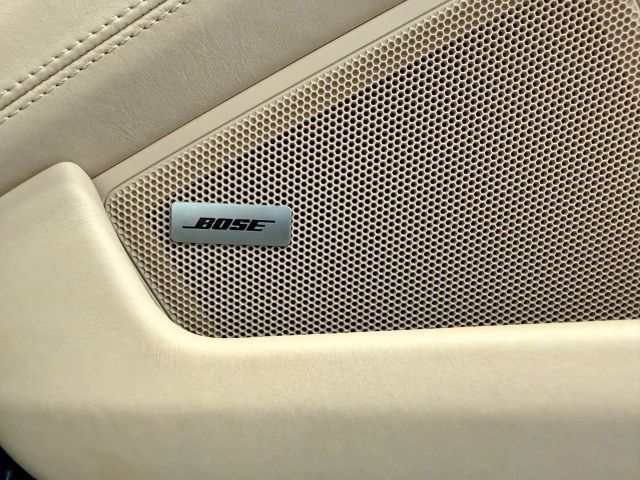 Porsche 992 4S Cabrio Targa