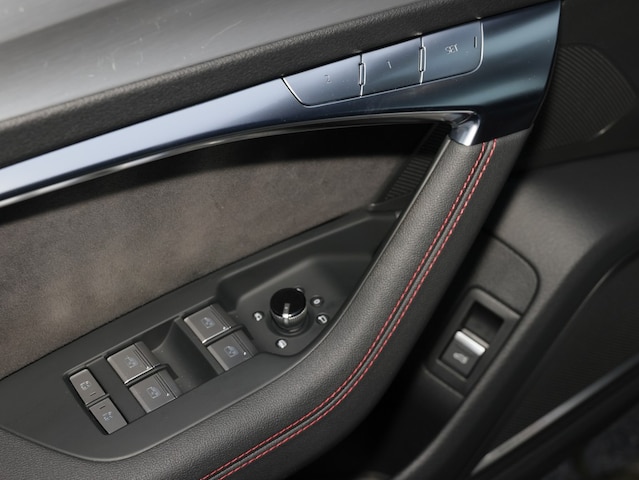 Audi S6 Avant Quattro