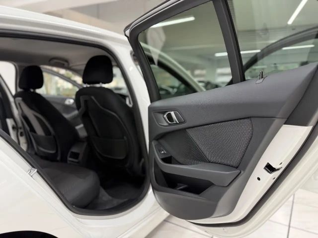 BMW 120 120i Advantage pakket Sedan