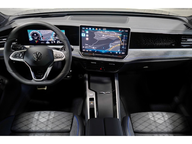 Volkswagen Passat IQ.Drive R-Line Style