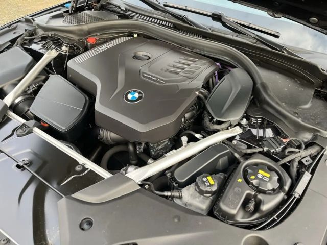 BMW 530 530i M-Sport Touring xDrive