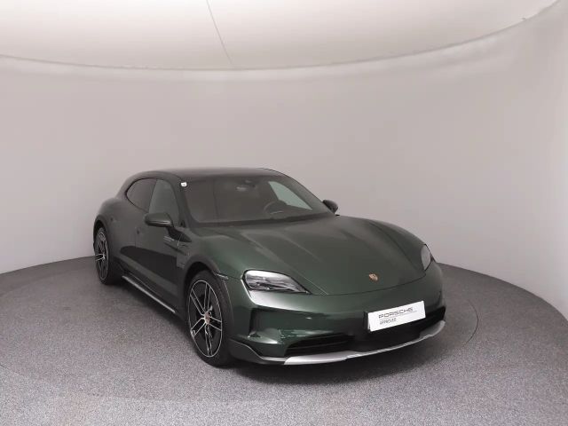 Porsche Taycan 4 Cross Turismo