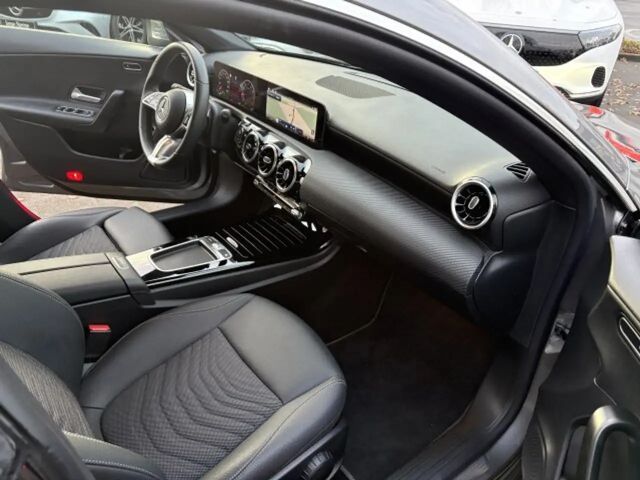 Mercedes-Benz CLA 180 Coupé