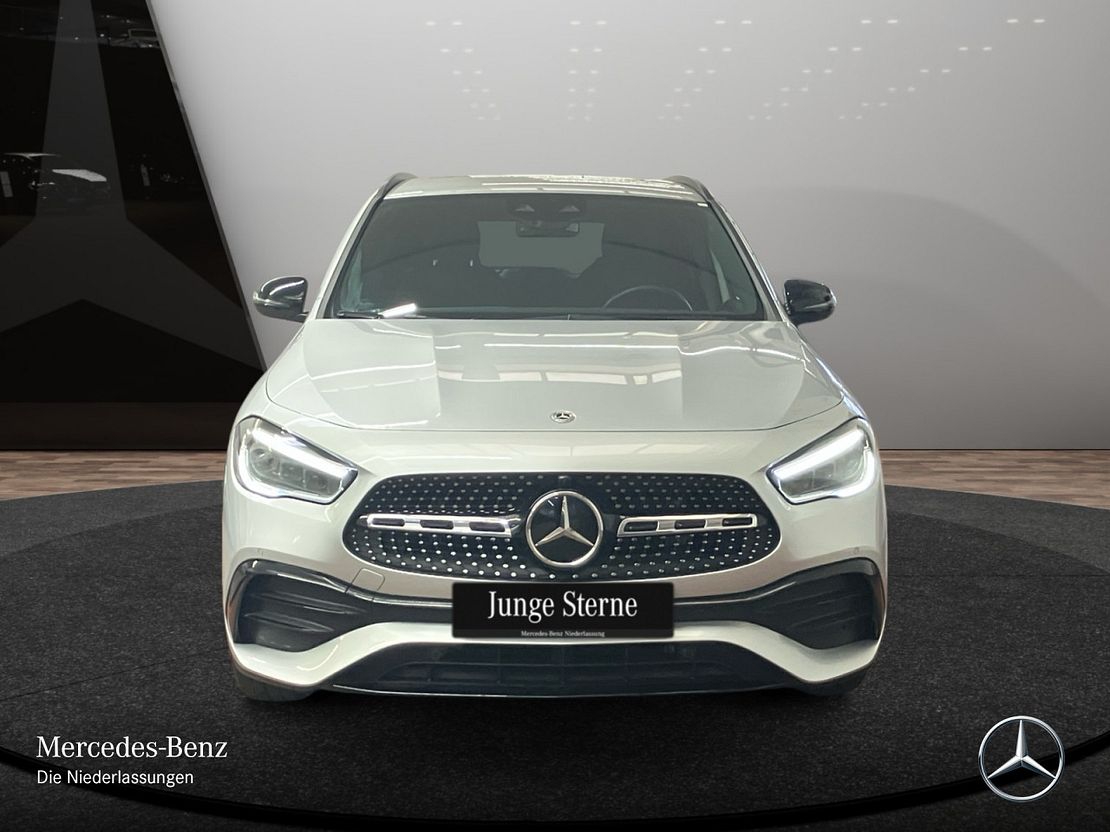 Mercedes-Benz GLA 250 4MATIC AMG Line