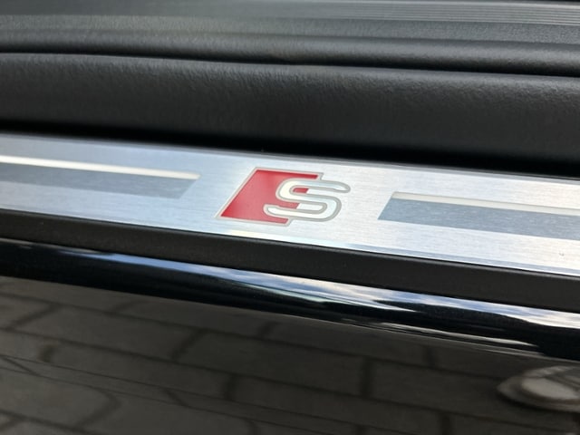 Audi Q4 e-tron SUV 45 e-tron Audi Q4 e-tron