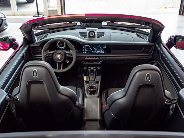 Porsche 992 4 Cabrio GTS