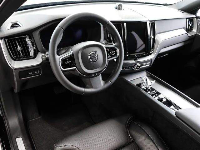 Volvo XC60 AWD Plus T6