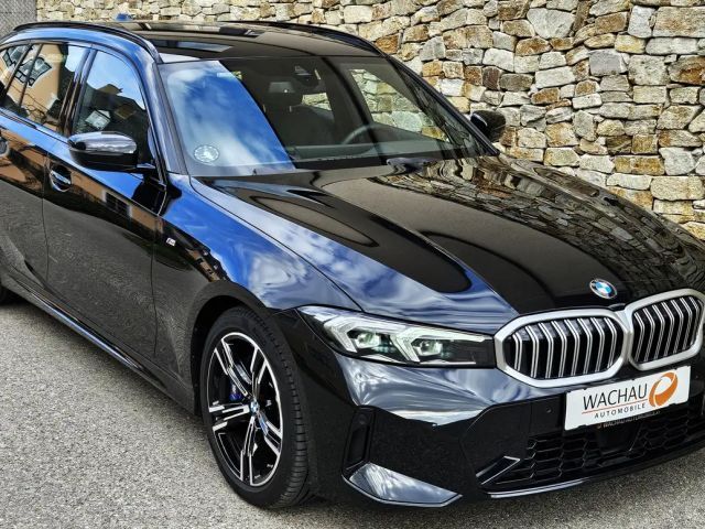BMW 330 330i Touring xDrive
