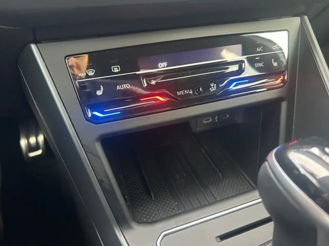 Volkswagen Taigo 1.0 TSI DSG R-Line