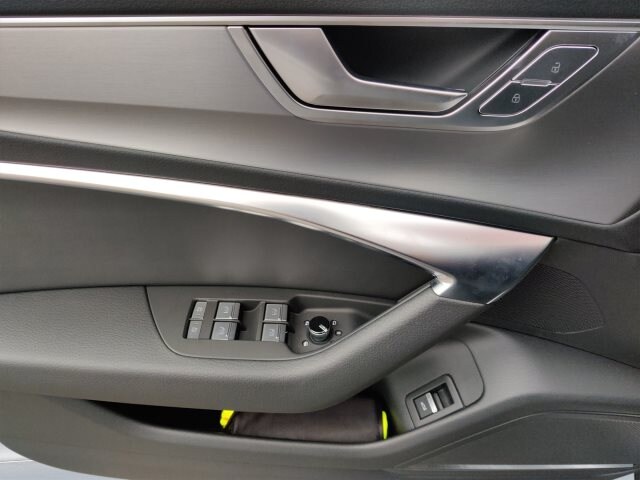 Audi A6 40 TDI Avant Quattro S-Line S-Tronic