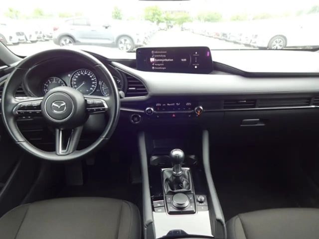Mazda 3 Exclusive-line