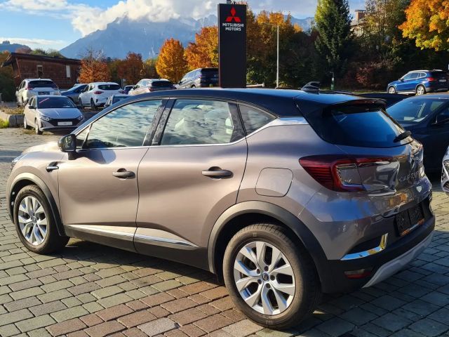 Renault Captur E-Tech Initiale Paris