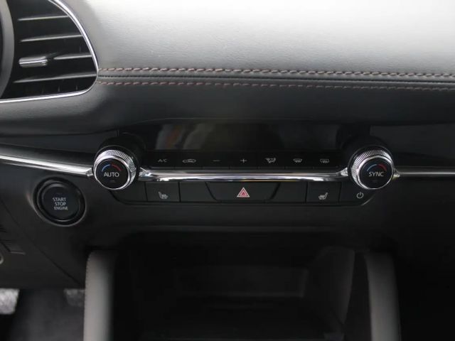 Mazda 3 Exclusive-line