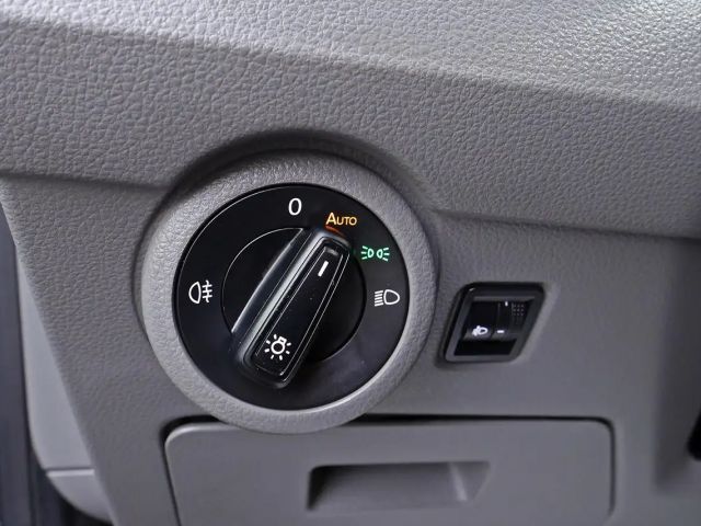 Volkswagen Caravelle 2.0 TDI Comfortline T6