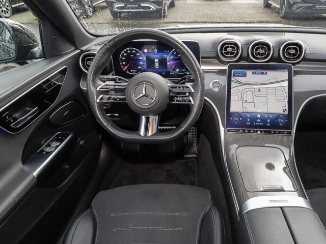Mercedes-Benz C 300 AMG Line Sedan
