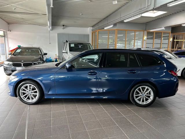 BMW 318 318d Touring