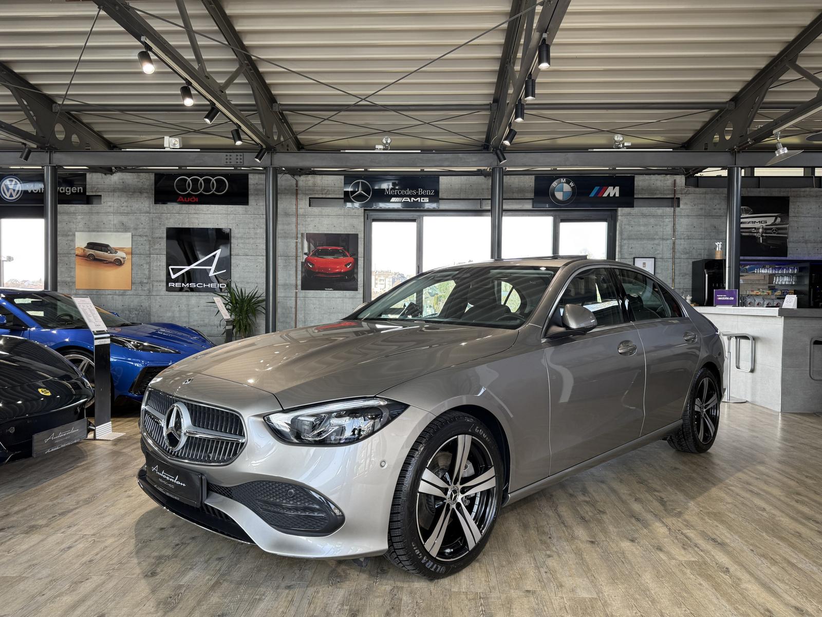 Mercedes-Benz C 200 AVANTGARDE Sedan